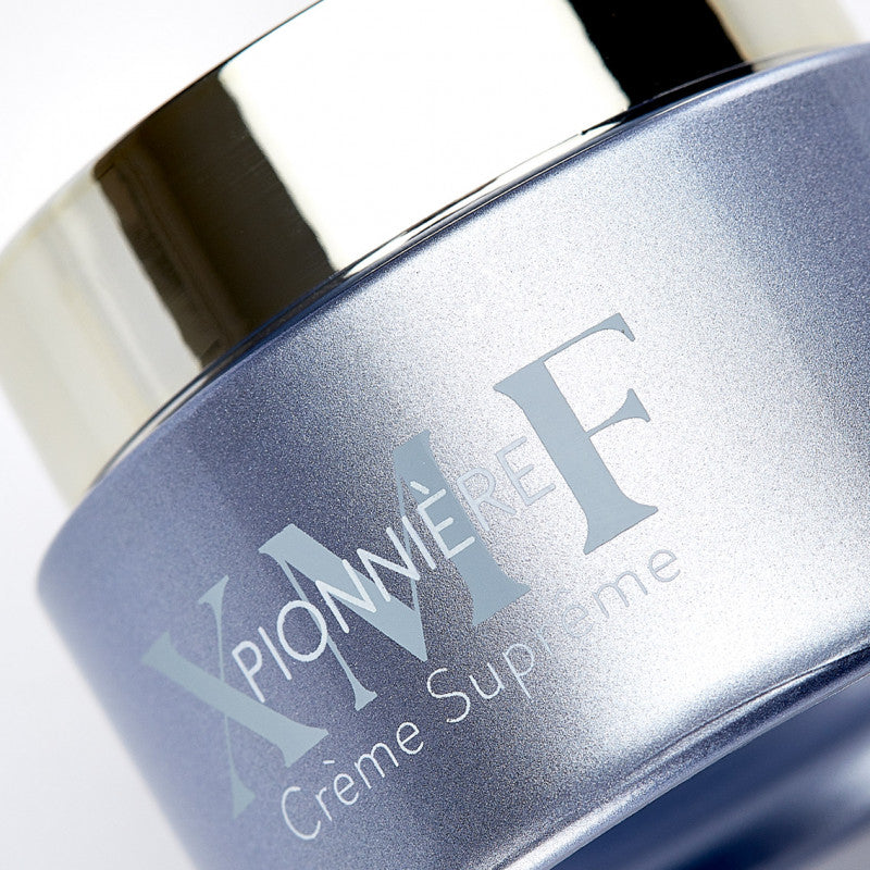 PIONNIÈRE XMF SUPRÊME
Crème Suprême Jeunesse et Éclat